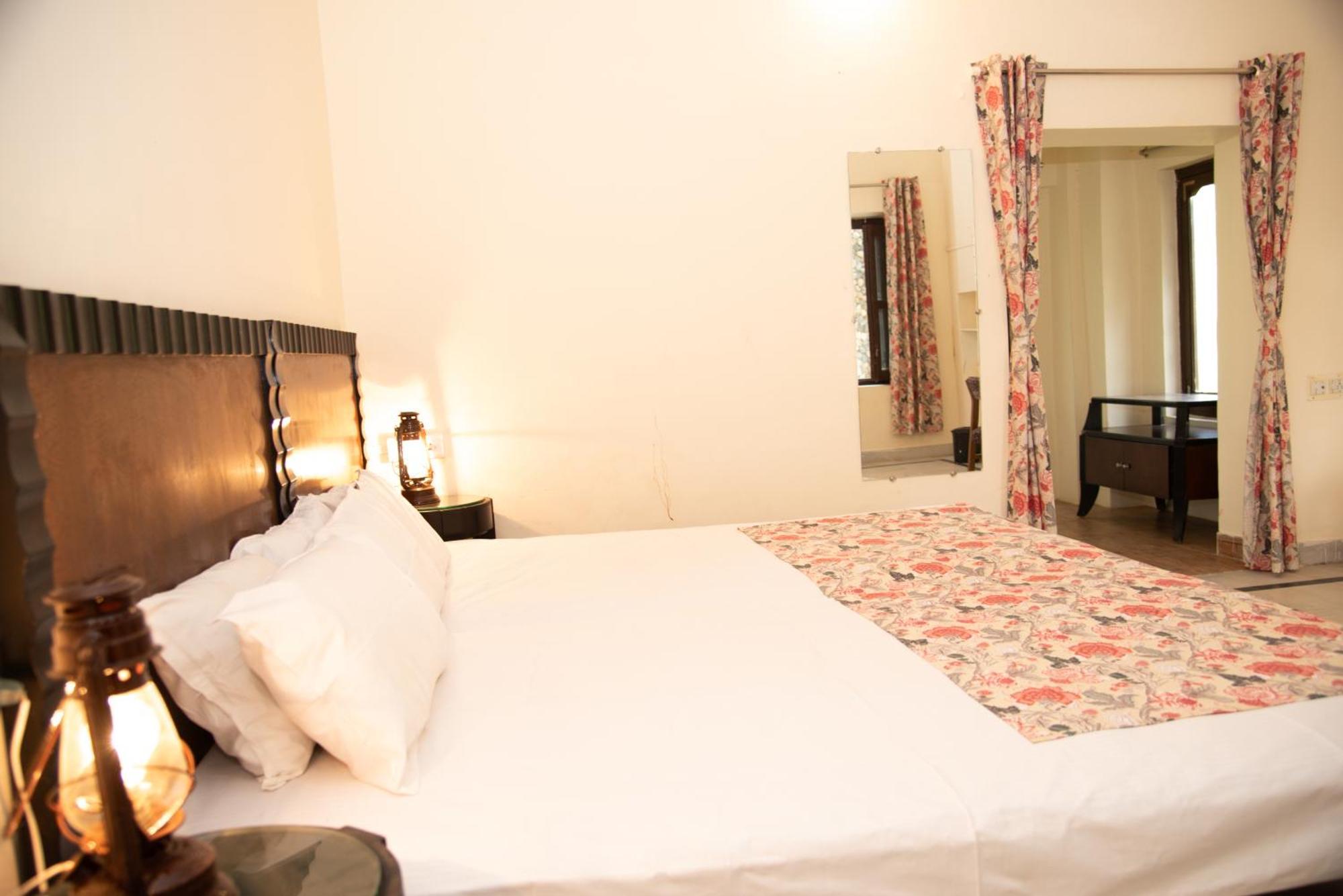 Shivika Lake Hotel Ranakpur Sādri المظهر الخارجي الصورة